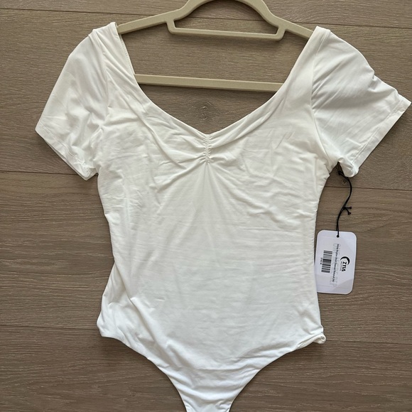 Zyia White Rhythm Short Sleeve Bodysuit - Picture 2 of 5